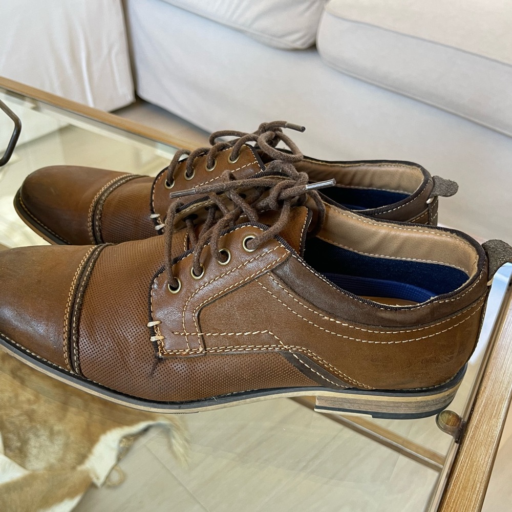 Steve Madden Mens dress shoes size 9